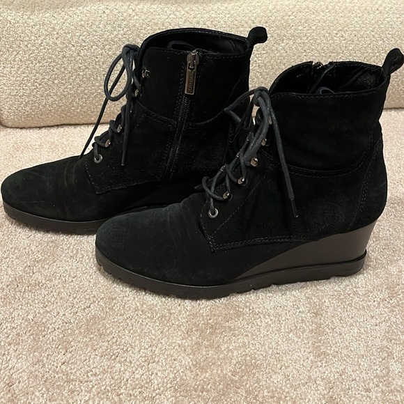 Aquatalia Blk weathproof sz 10 boot 80.00 - Picture 3 of 8